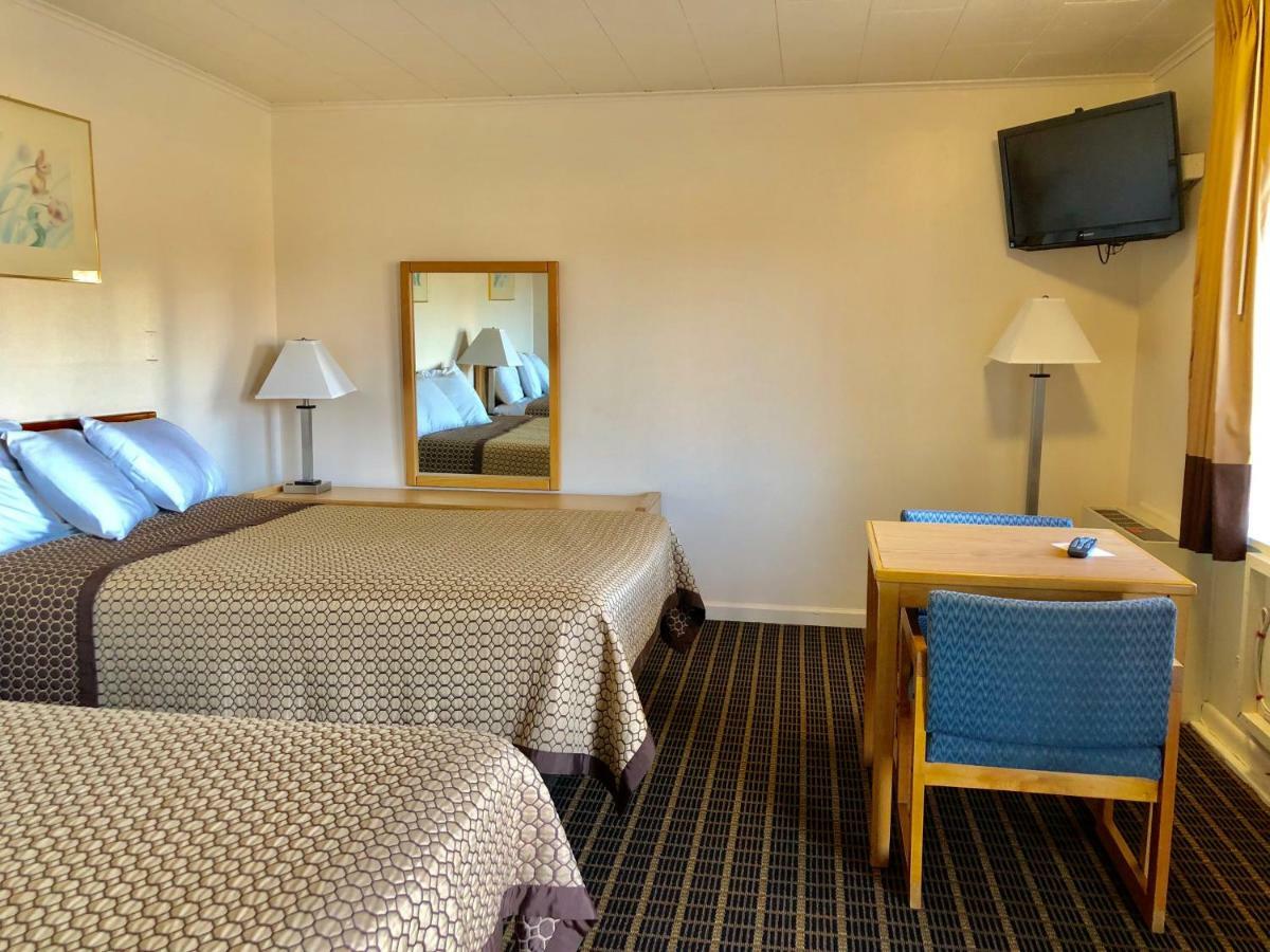 Royal Motel